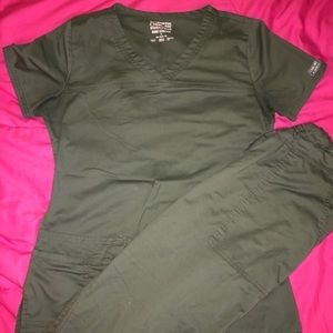 Cherokee Workwear Scrubs Set